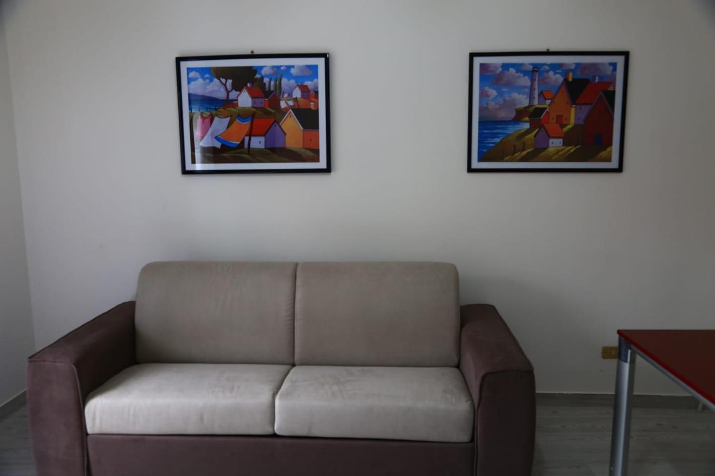 Home Mazzei Piazza Bilotti Cosenza Ruang foto