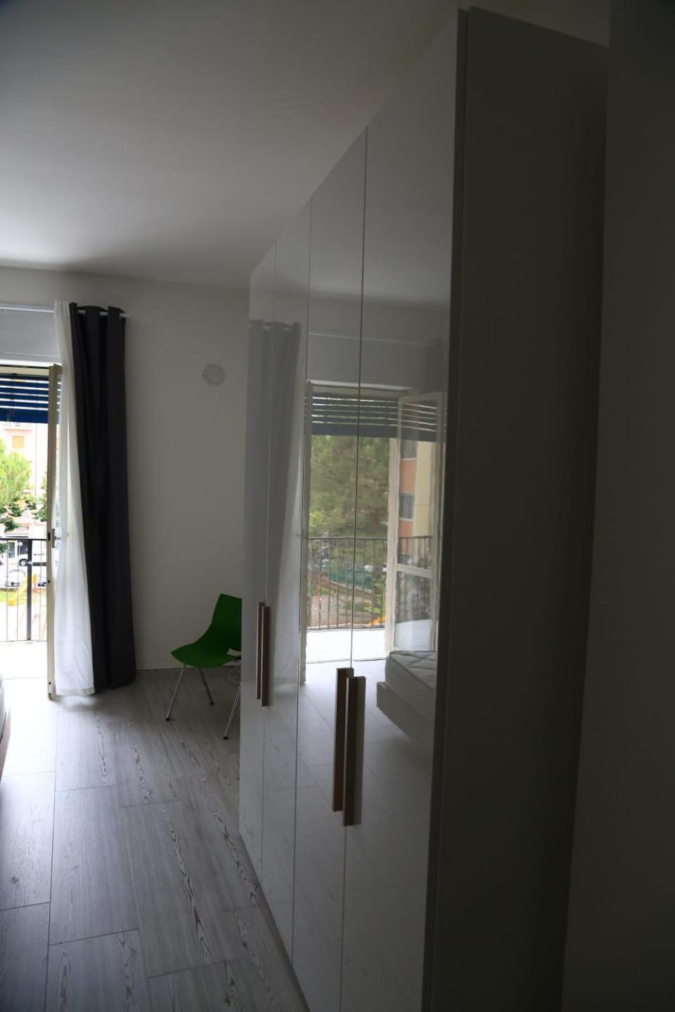 Home Mazzei Piazza Bilotti Cosenza Ruang foto